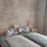 아파트 Schoene Zeiten Ferienwohnung, 80qm 바이에르스브론