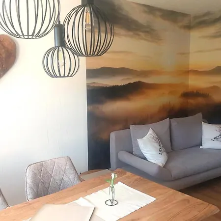 Schoene Zeiten Ferienwohnung, 80qm Appartement *