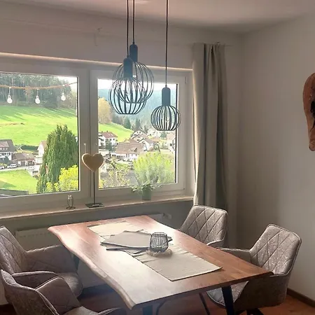 Appartement Schoene Zeiten Ferienwohnung, 80qm Baiersbronn